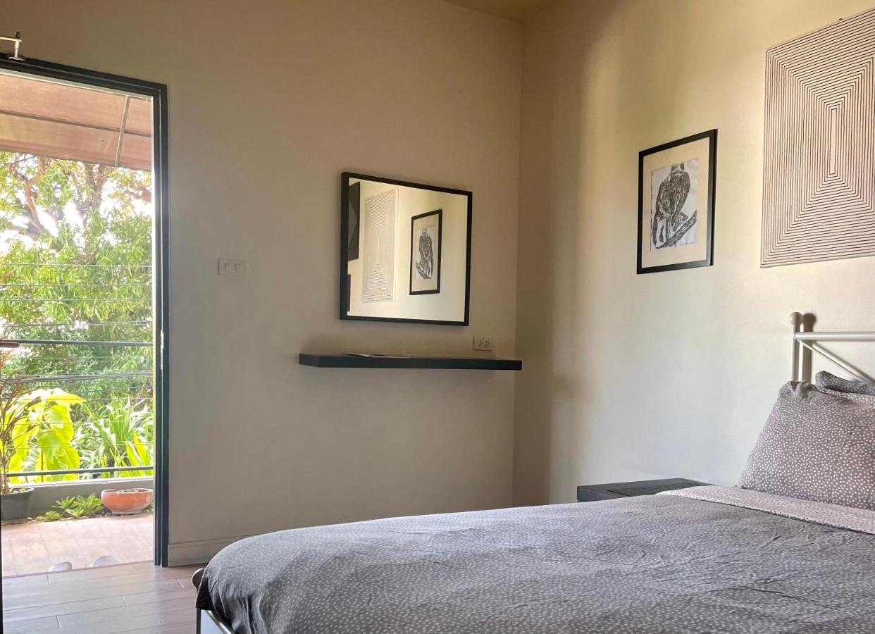 26 Bed And Coffee Aparthotel Bangsaen Exteriör bild