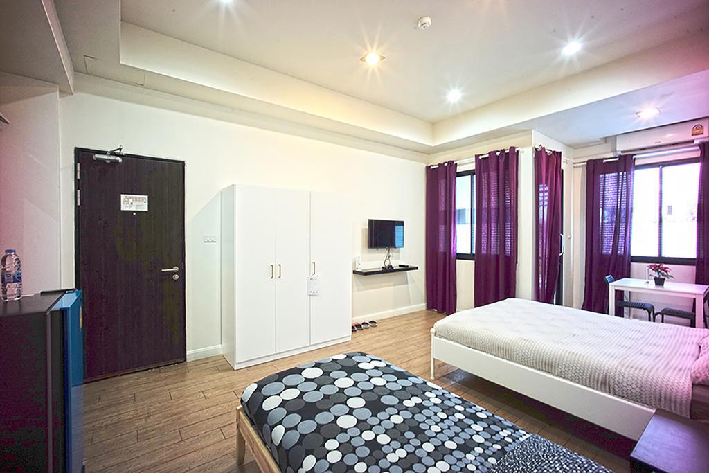 26 Bed And Coffee Aparthotel Bangsaen Exteriör bild