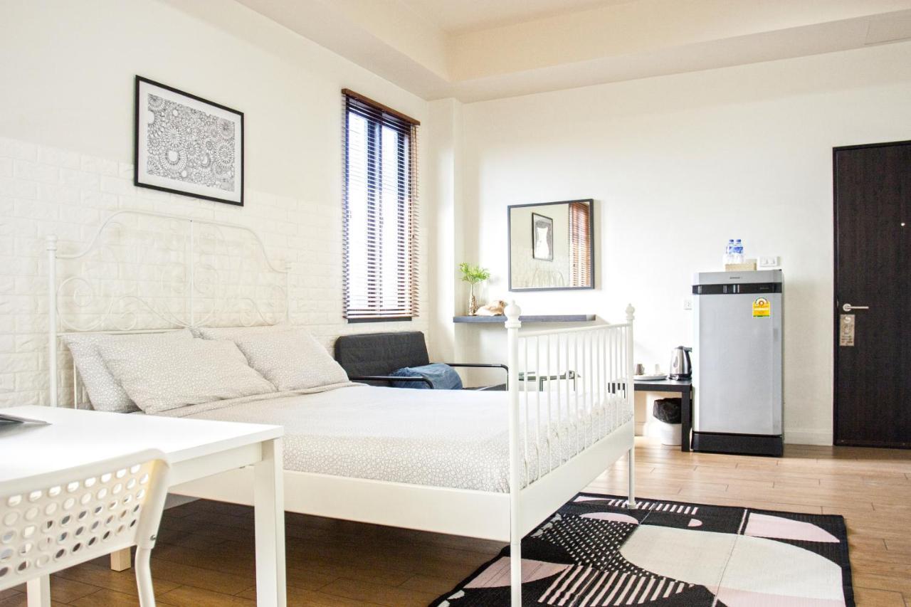26 Bed And Coffee Aparthotel Bangsaen Exteriör bild